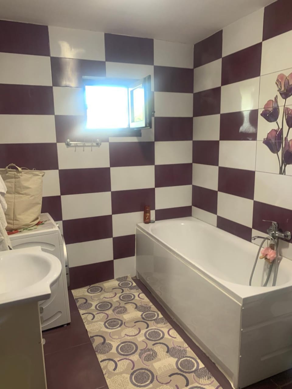 Bathroom, Bath