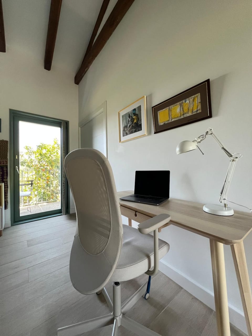 Seating area