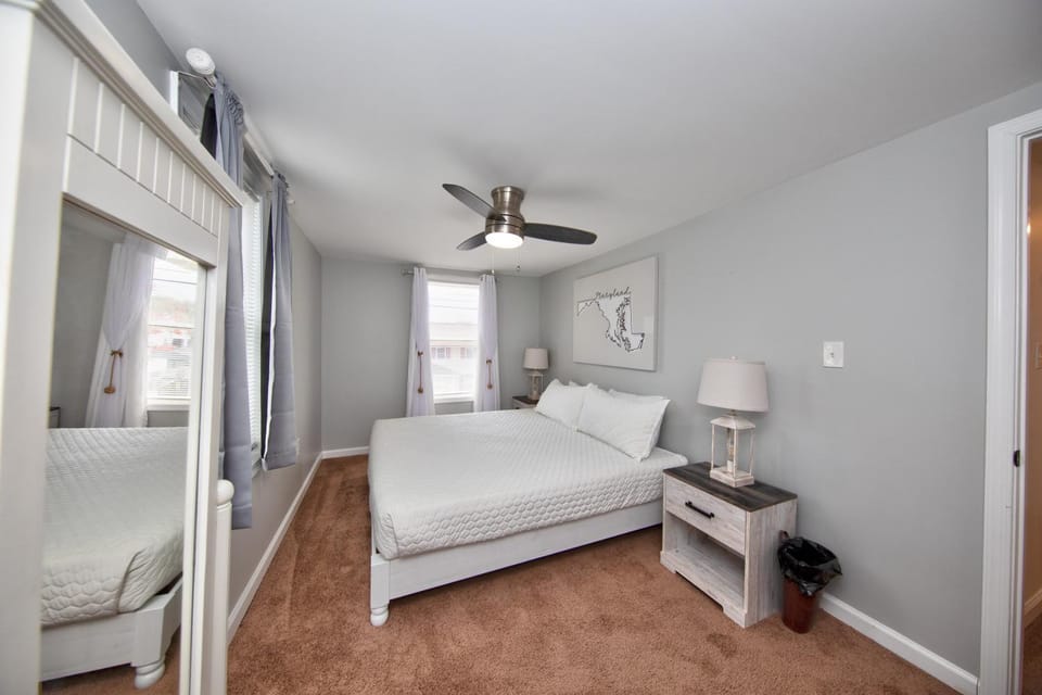 Charming Havre de Grace Home Walk to Downtown House in Havre de Grace