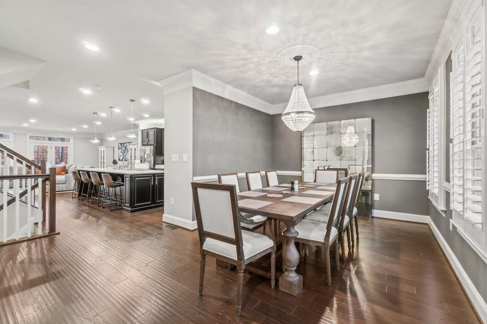 Luxury 3-Level Townhome Minutes to Annapolis House in Arnold