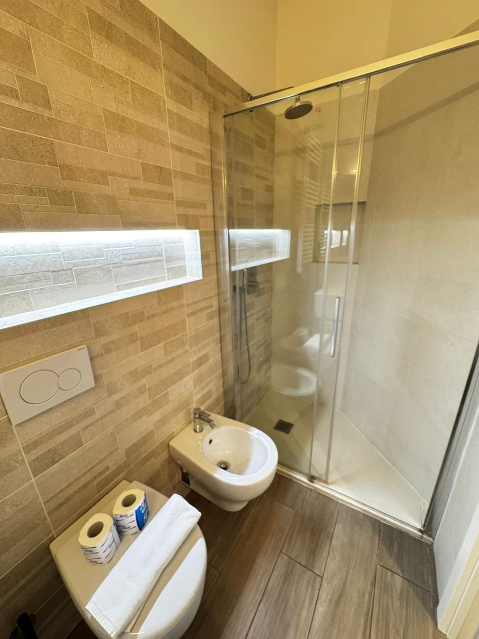 Shower, Toilet, Bathroom, bidet