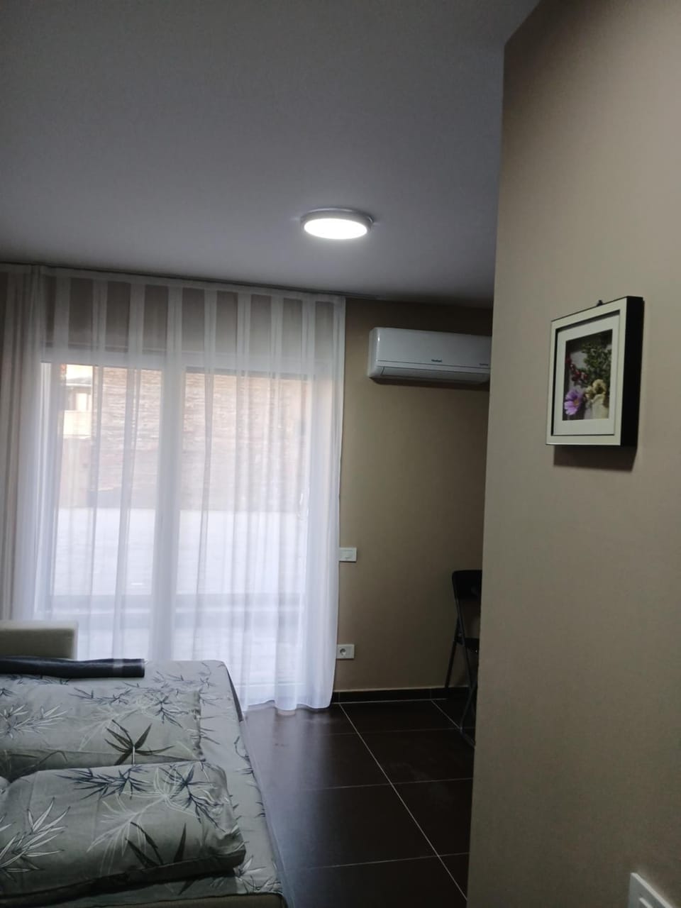 Bed, Bedroom, air conditioner