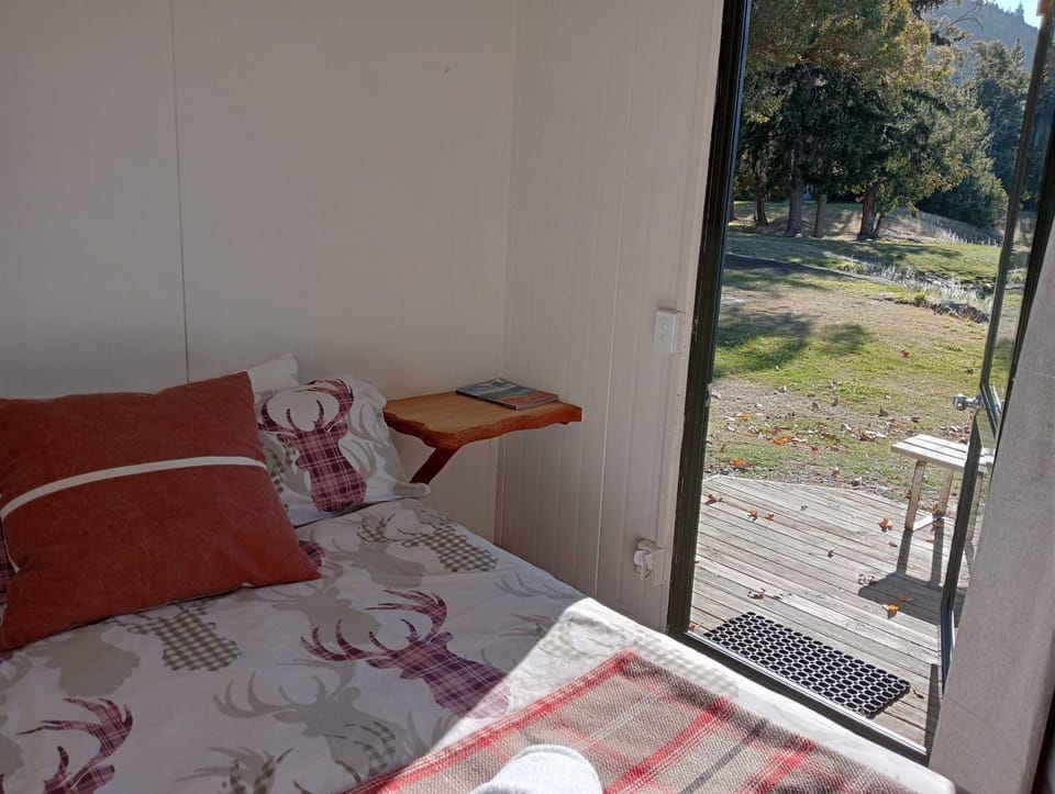 The Camp - Lake Hawea Campground/ 
RV Resort in Otago