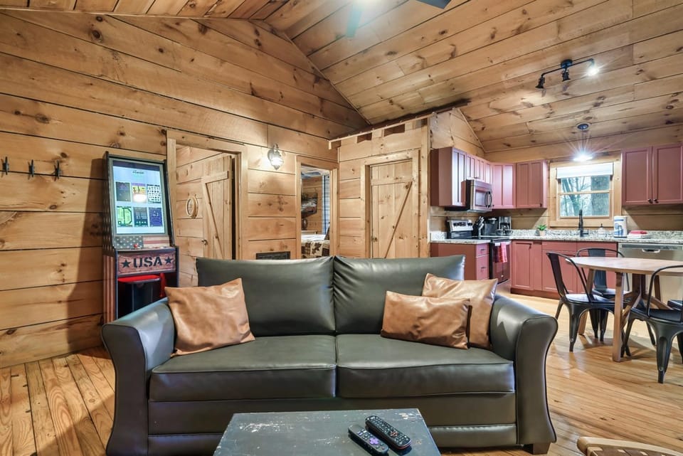 Kitchen or kitchenette, Living room, Dining area