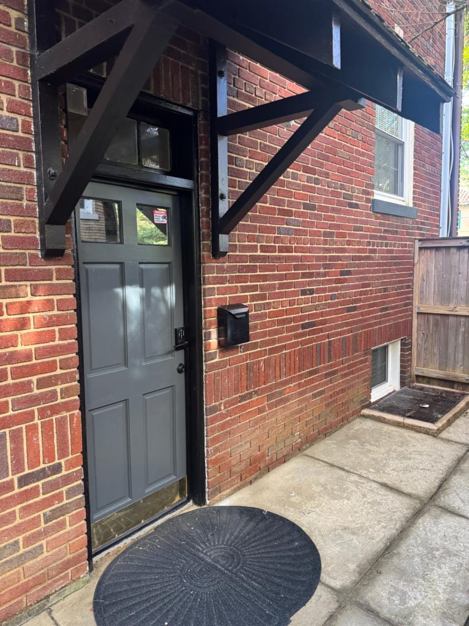 Property building, Facade/entrance