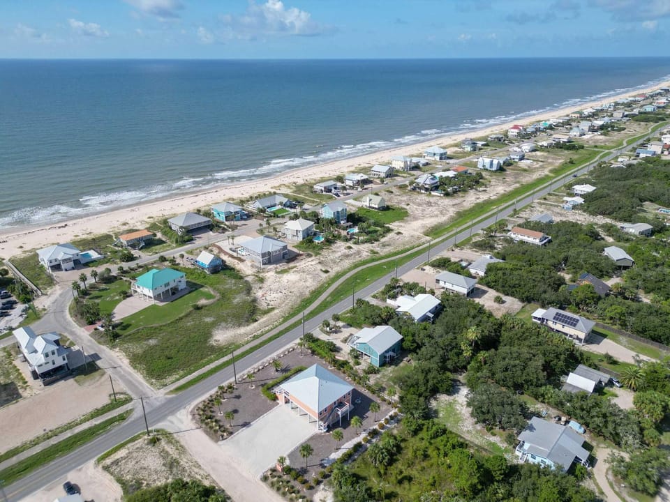 Pet Friendly Sleeps 9 Golf Cart Hot Tub - Weekly Discounts House in Saint George Island