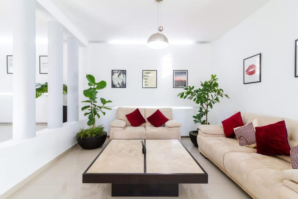 Residencia Galerias Family House in Zapopan