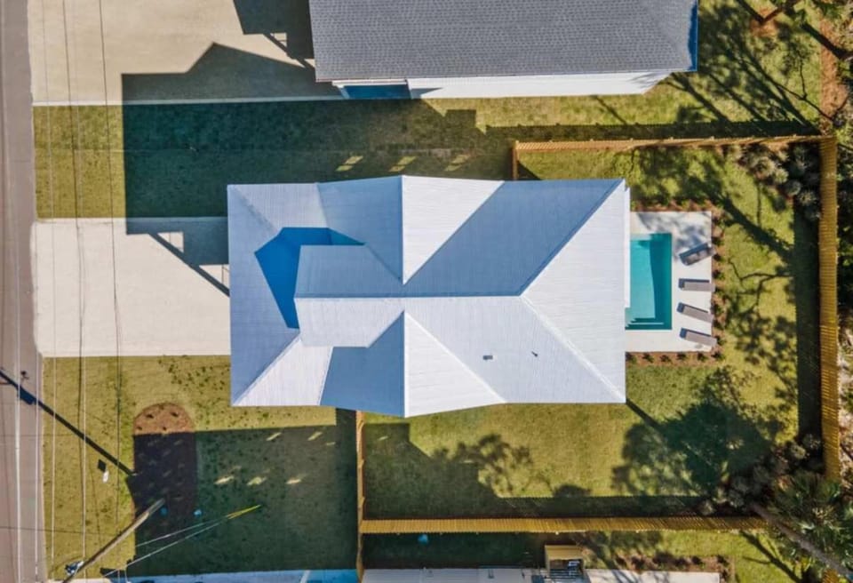 Joseph's Bay on Old 98 Elevator Private pool Beach House in Florida