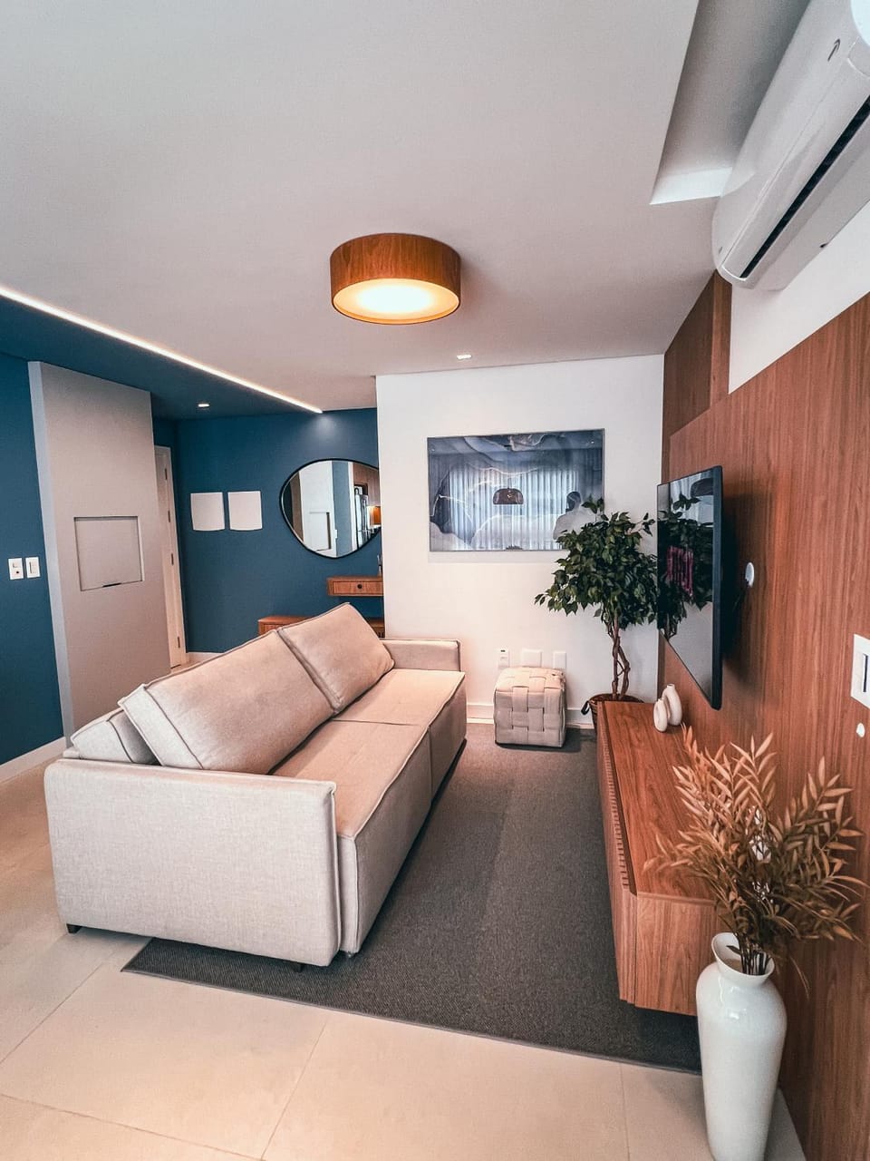TV and multimedia, Living room, Seating area