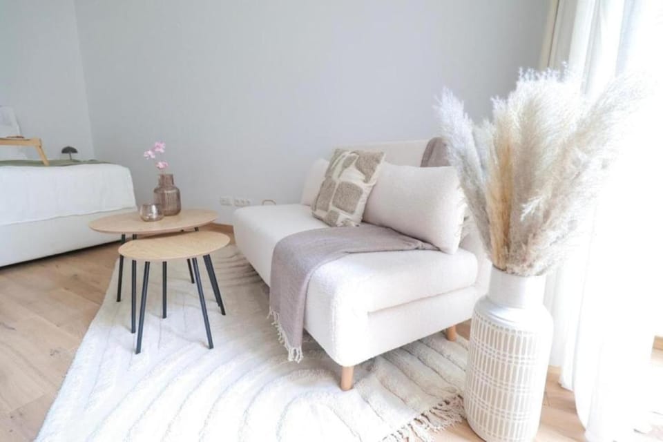 Living room, Bedroom