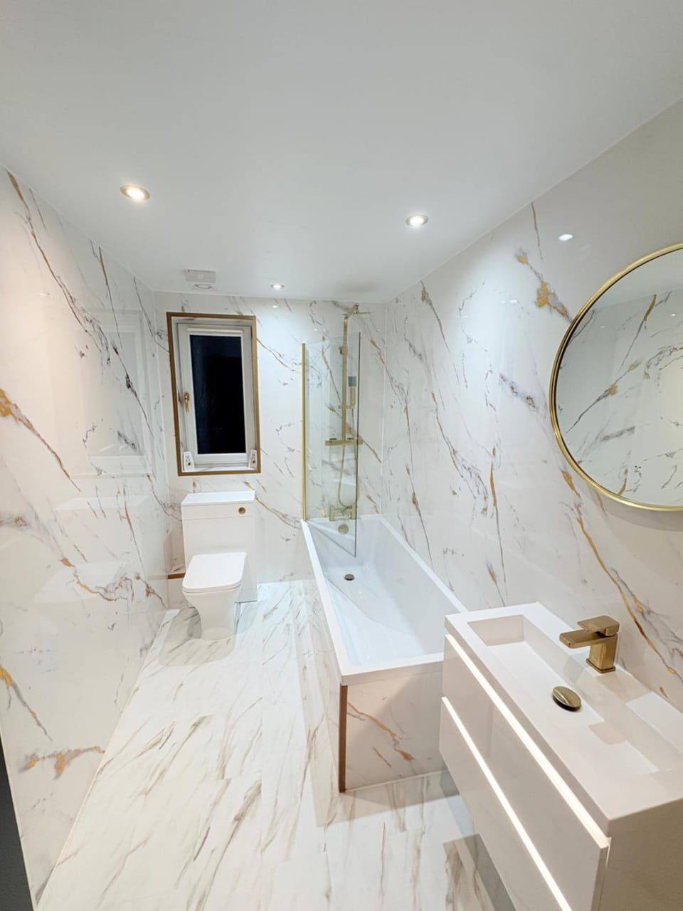 Shower, Bathroom, Bath, towels