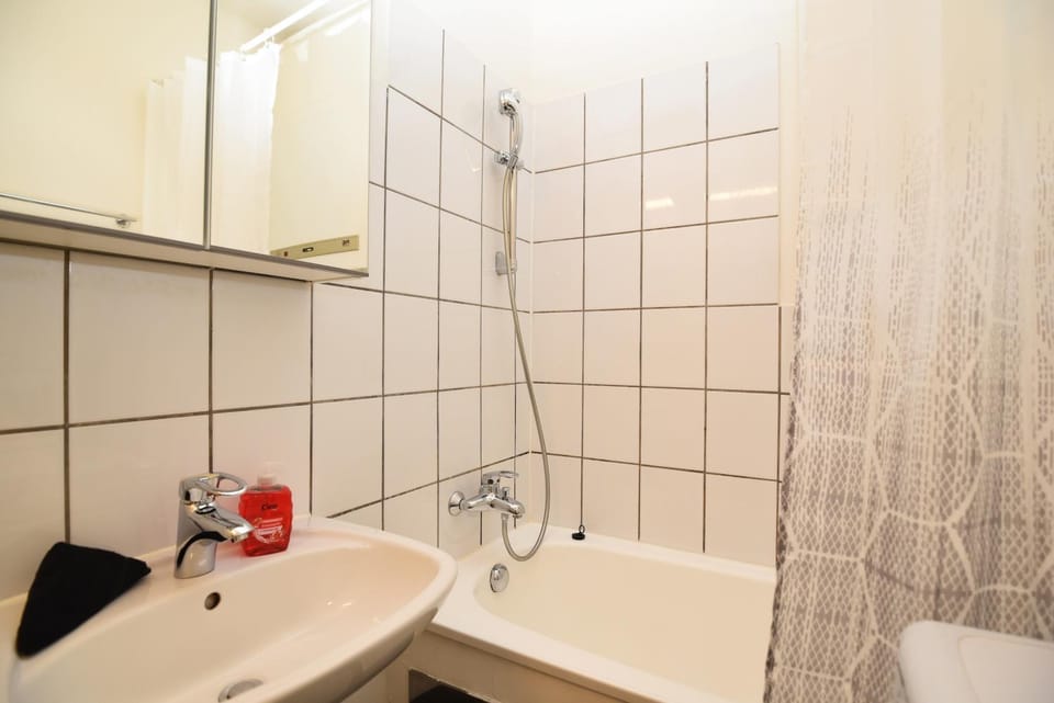 Shower, Bathroom, Bath