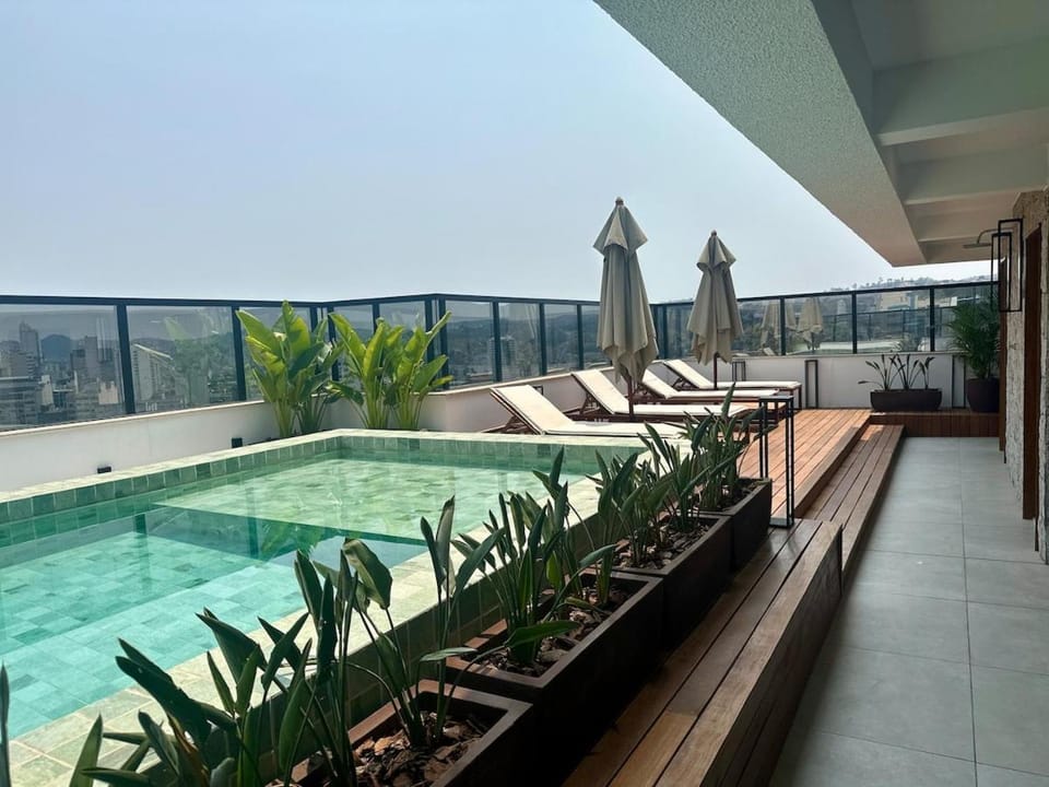 Downtown 2 Suites Piscina, ar, academia, cowork e vaga Apartment in Juiz de Fora