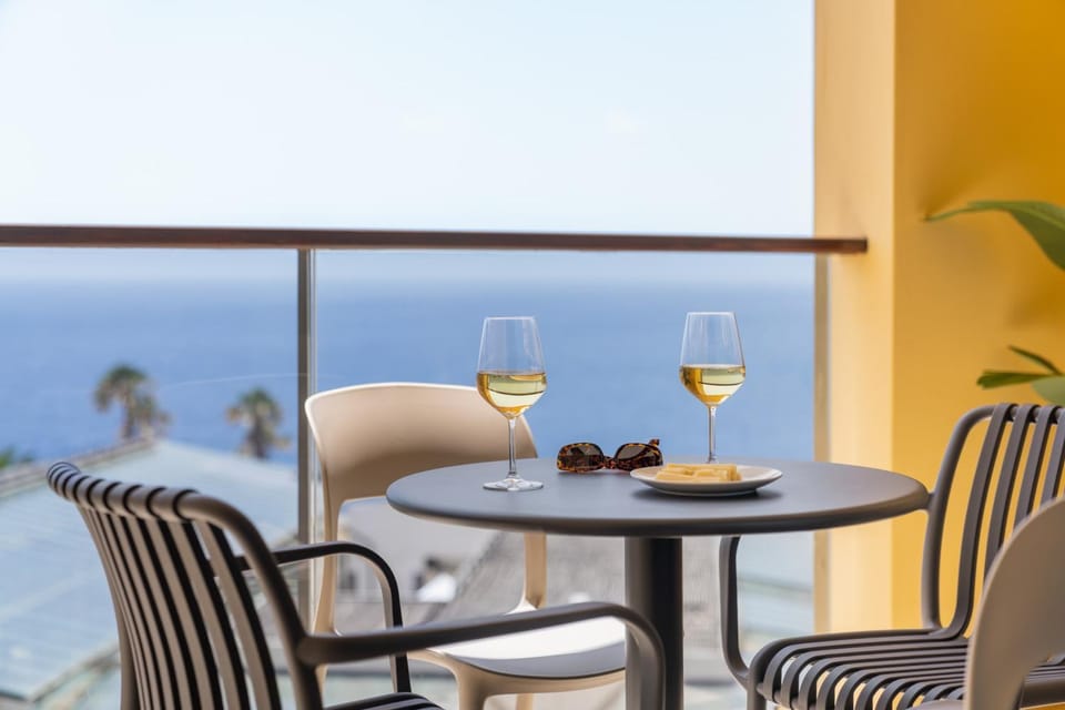 View (from property/room), Balcony/Terrace