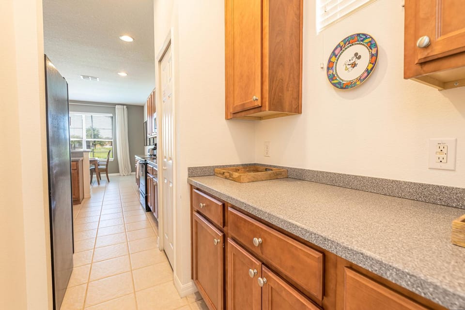 6BR Fun Villa – Game Room, Pool, Near Parks House in Kissimmee
