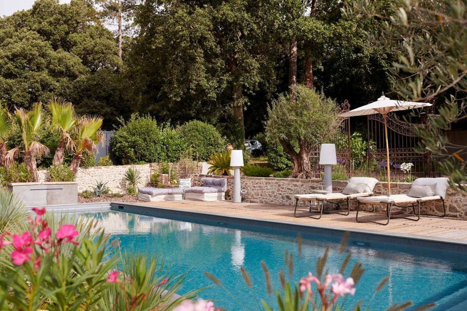 Pool view, Swimming pool