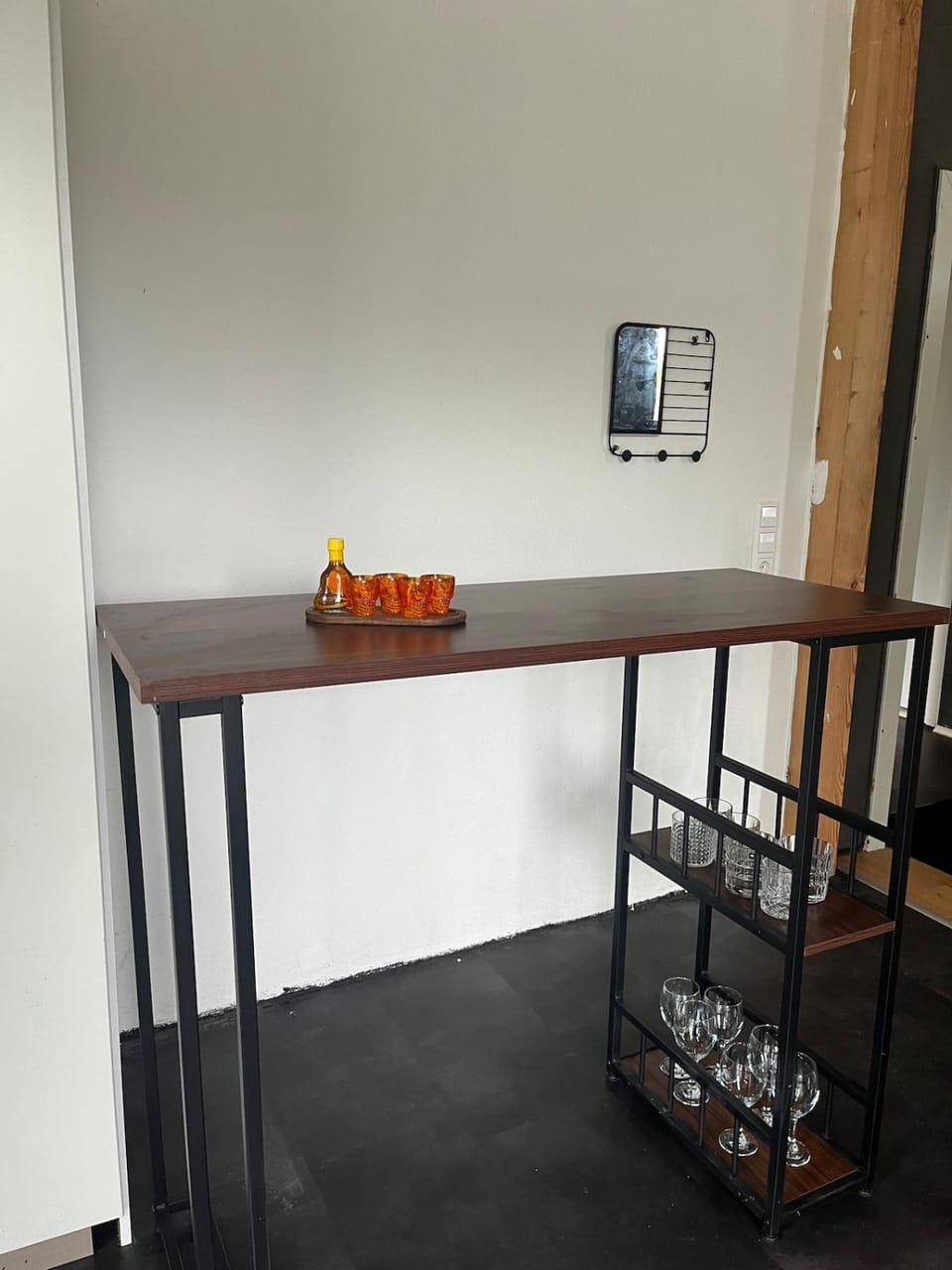 Lounge or bar, minibar