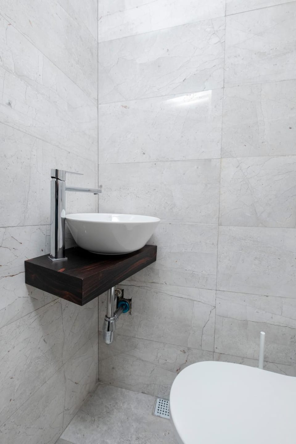 3 Bedrooms and Central Location Apartment in Istanbul