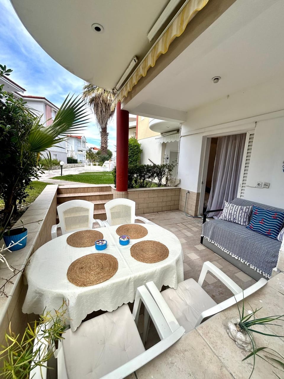 Garden, Garden, Balcony/Terrace, Balcony/Terrace, Seating area, Dining area, Garden view