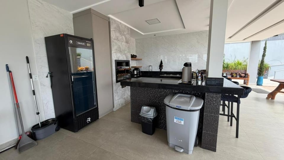 Kitchen or kitchenette, oven
