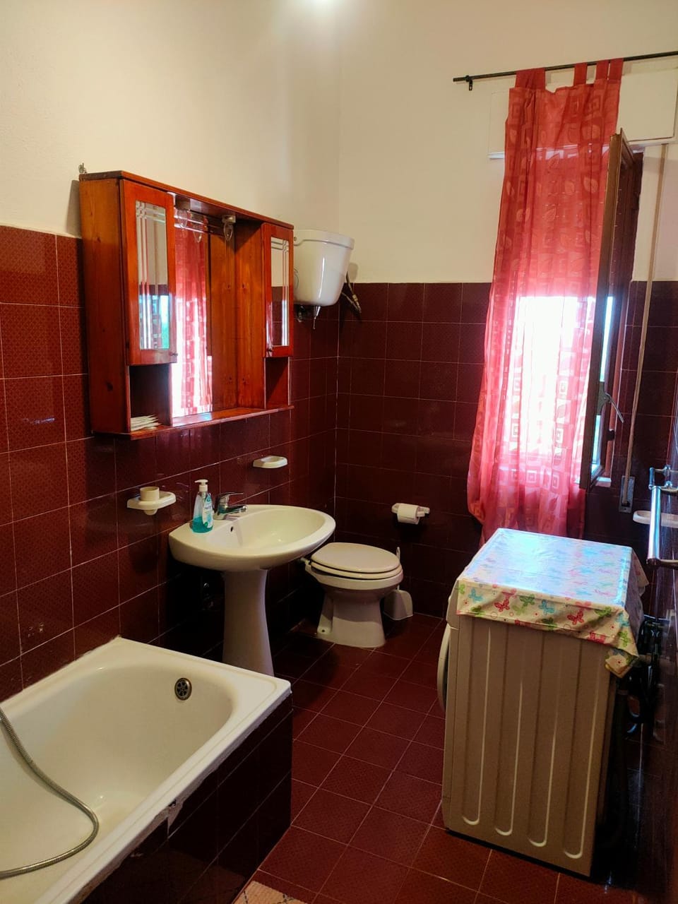 Bathroom, Bath, towels