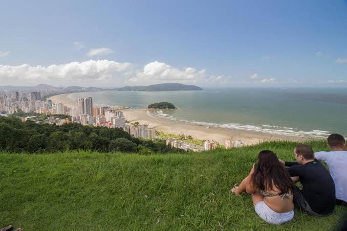 Ondas & Sol Apartment in Santos