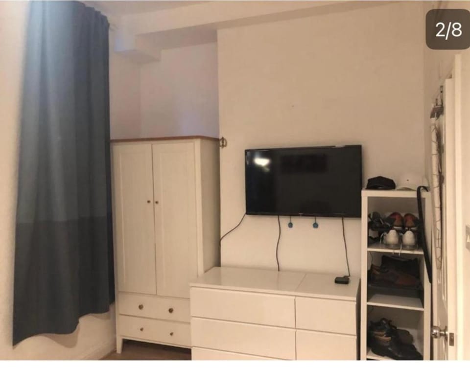 TV and multimedia, Photo of the whole room