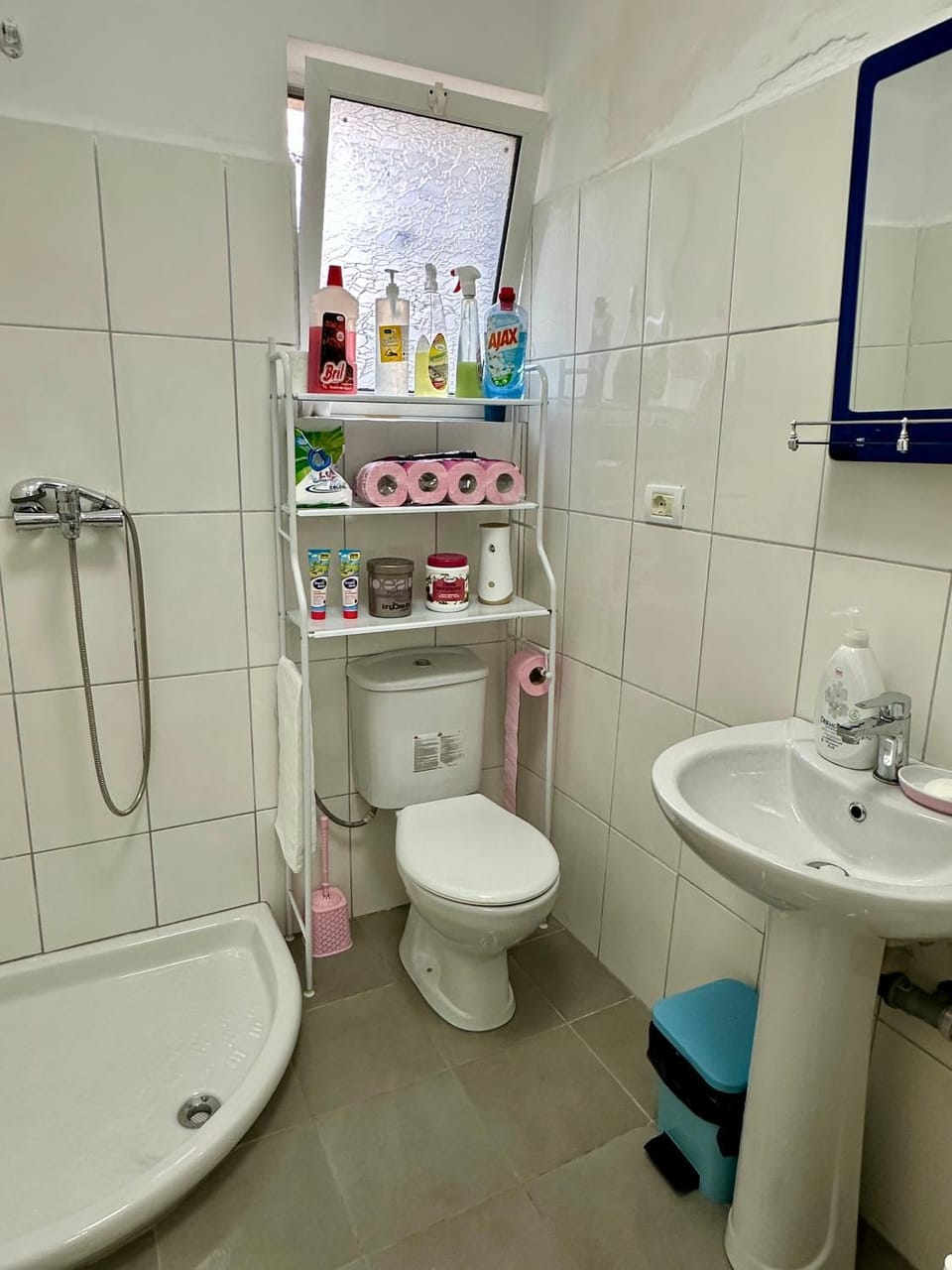 Shower, Toilet, Bathroom, bidet