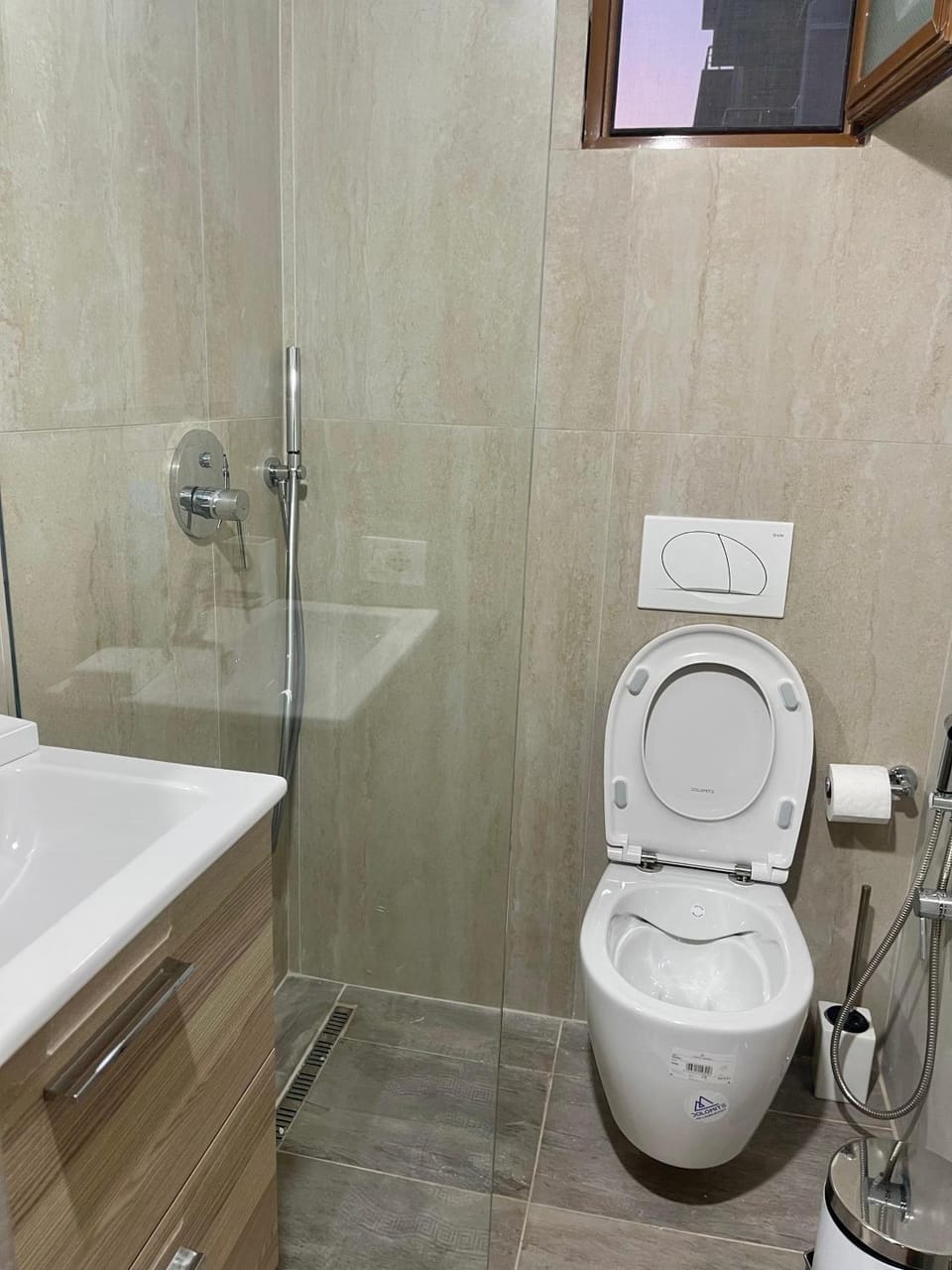Shower, Toilet, Bathroom