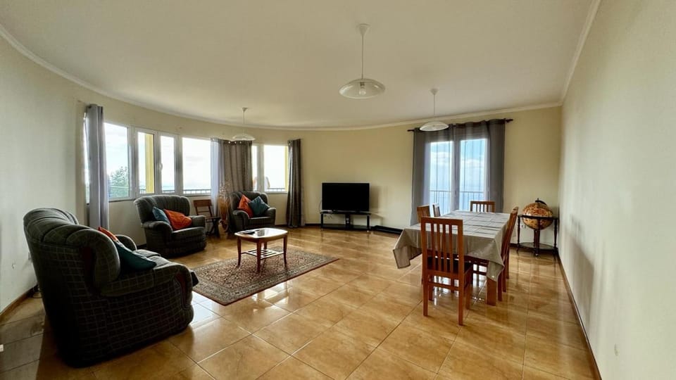 Golden View Vacation rental in Caniço