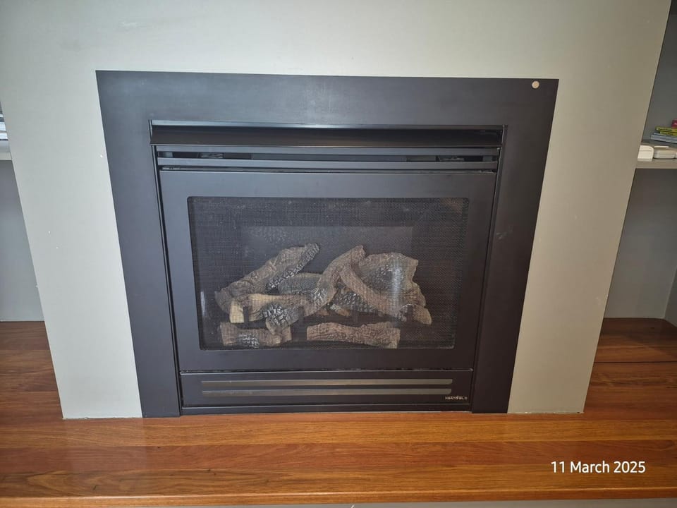 Seas The Day by Book Jervis Bay - Free Wifi, 180m Walk TO THE Beach House in Vincentia