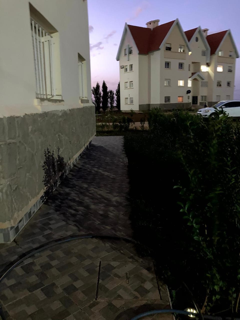Garden, Parking