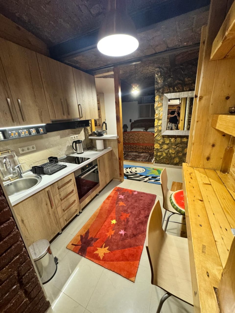 Kitchen or kitchenette