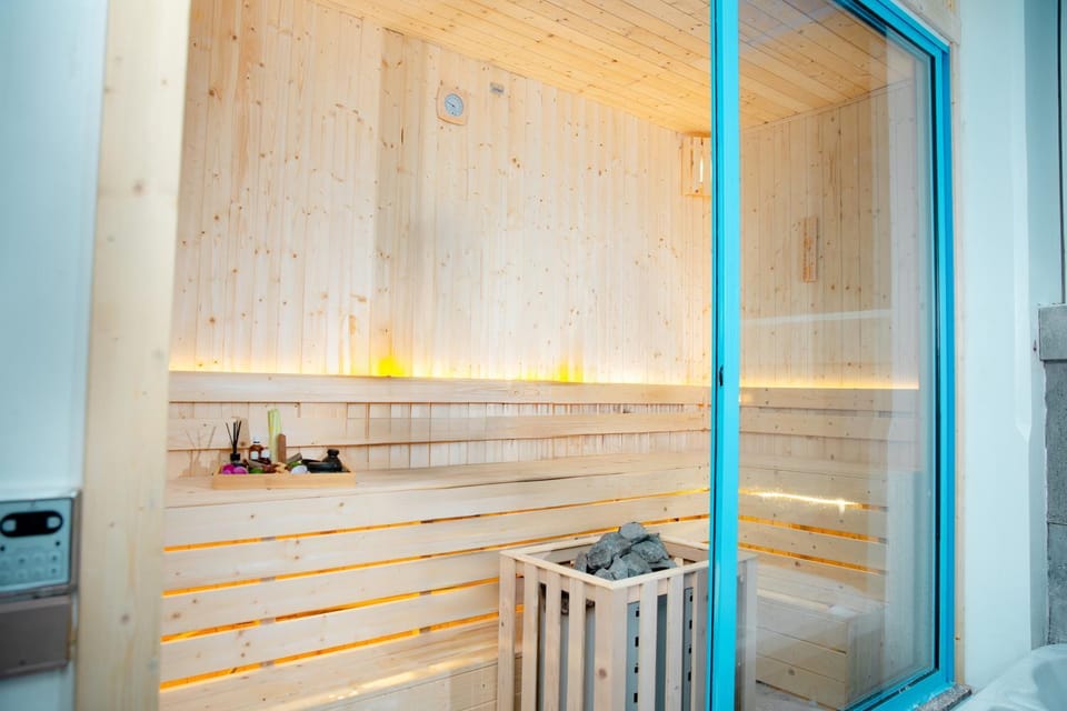 Sauna, Sauna, Sauna
