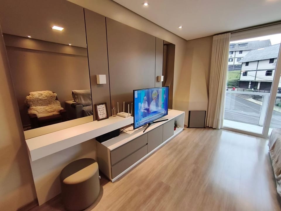 Apto com 2 Suítes com muito conforto em Gramado! Apartment in Gramado