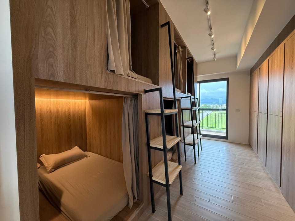 Photo of the whole room, bunk bed