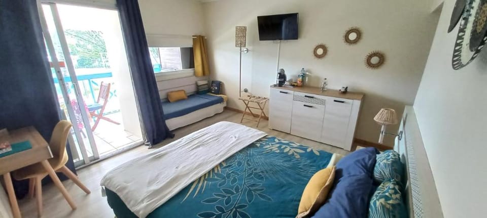 Charmant T1 avec vue sur la marina Apartment in Les Trois-Îlets