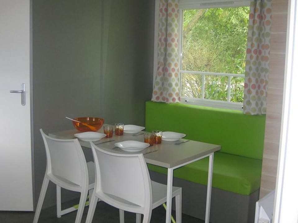 Mobil-home 4 pers avec Terrasse à Chaillé-les-Marais - API-1-52-574 Campground/ 
RV Resort in Pays de la Loire
