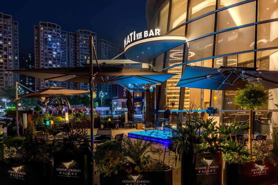 Lounge or bar
