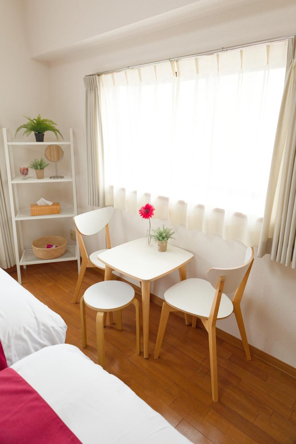G62 駅徒歩3分 おしゃれで可愛い 3人可能 名古屋駅から1駅 fashionable and cute 3-minute walk from the station one stop from Nagoya Station Apartment in Nagoya
