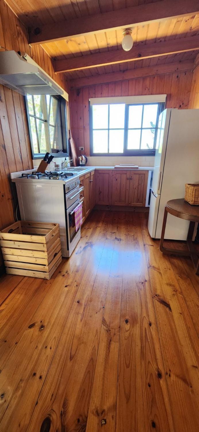 Shiprock Farm Cottage Chalet in Gembrook