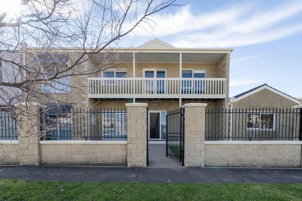 Property building, Other