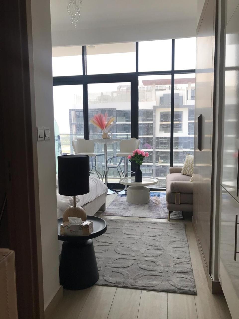 Luxe Studio Vibes Stylish & All New Pet Free Apartment in Dubai