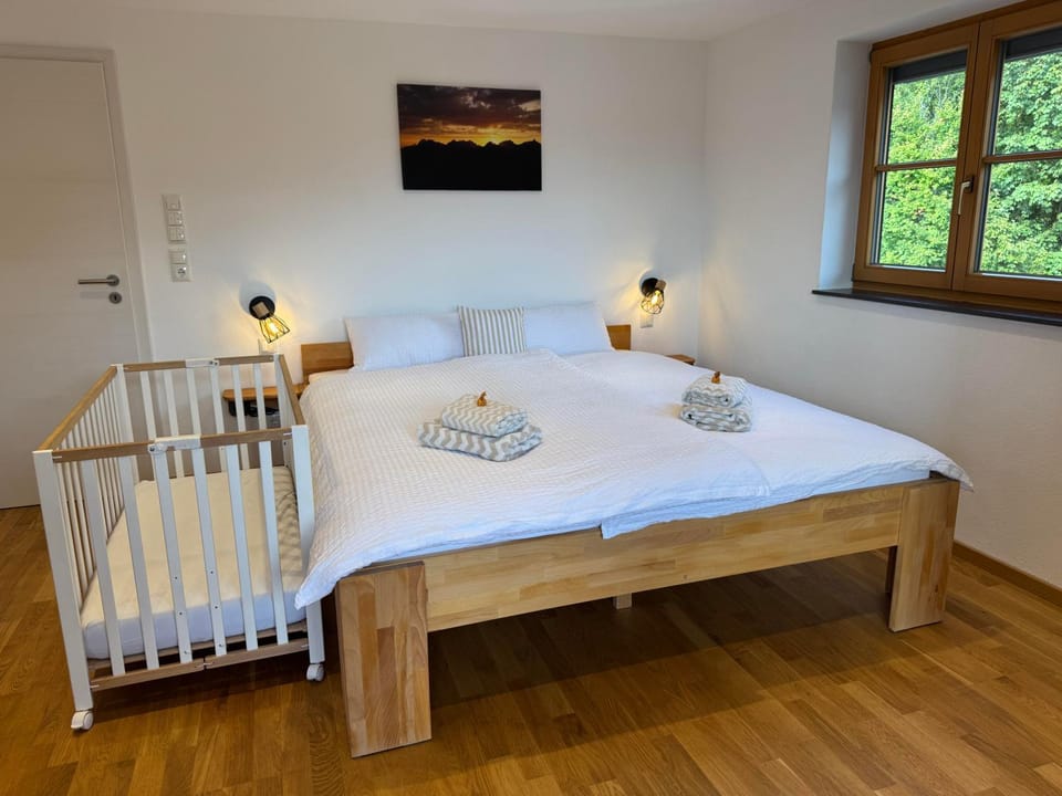 Bed, Photo of the whole room, Bedroom, cot, towels