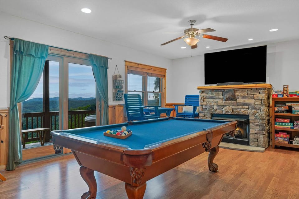 Billiard, TV and multimedia, Evening entertainment