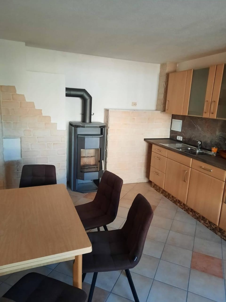Kitchen or kitchenette