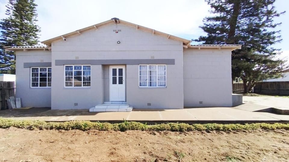 Dinas Accommodation House Oranjemund House in Namibia