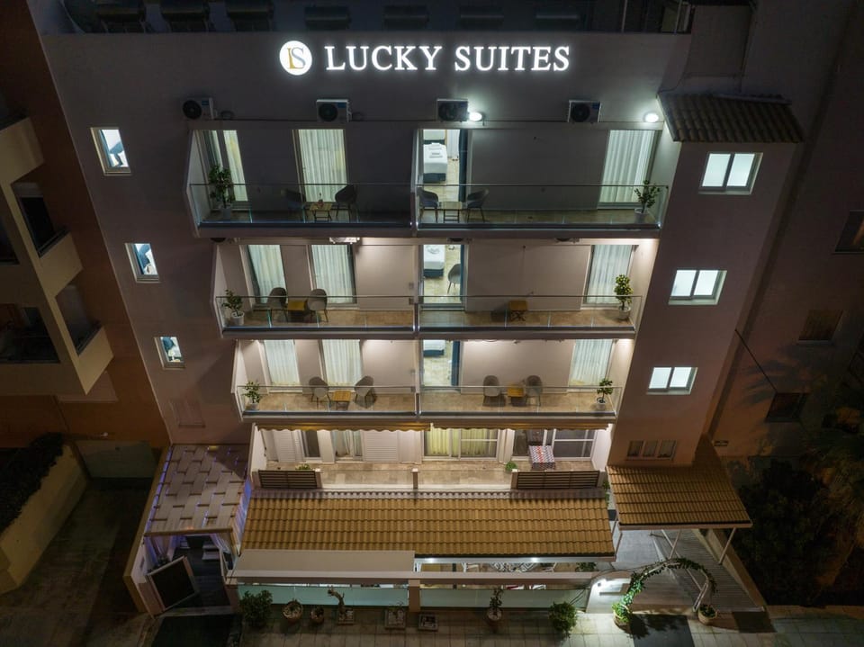 Property building, Night, Bird's eye view, Balcony/Terrace