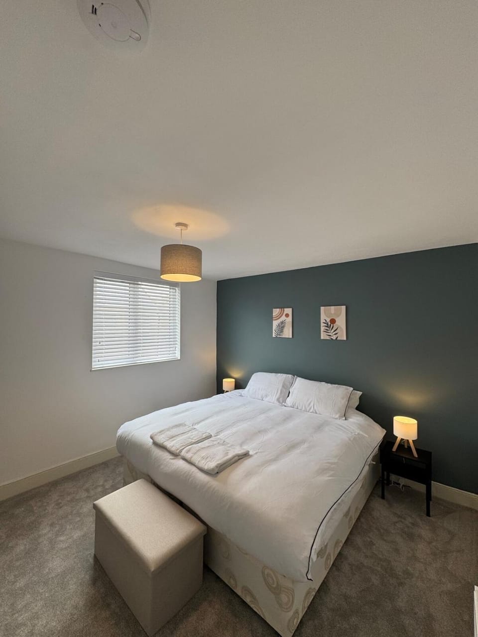 Modern 3 Bed House in Southsea, Sleeps 6 with Garden & Parking House in Portsmouth