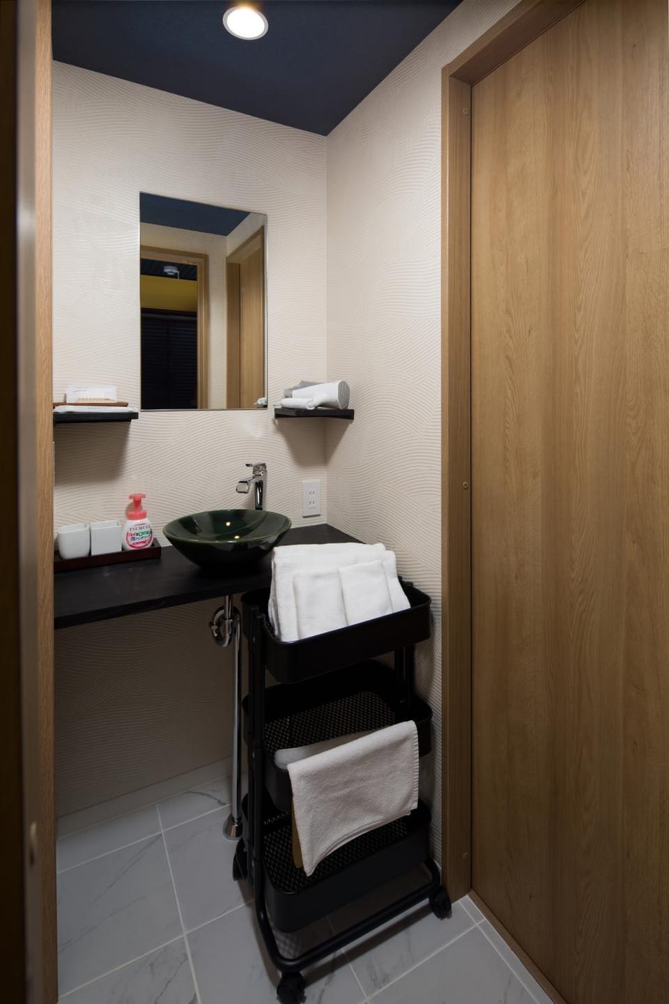 Bathroom, towels